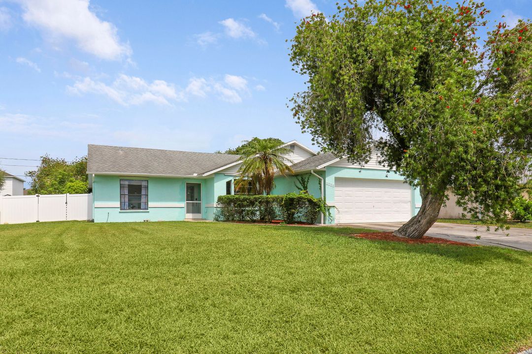 For Sale: $364,000 (3 beds, 2 baths, 1544 Square Feet)