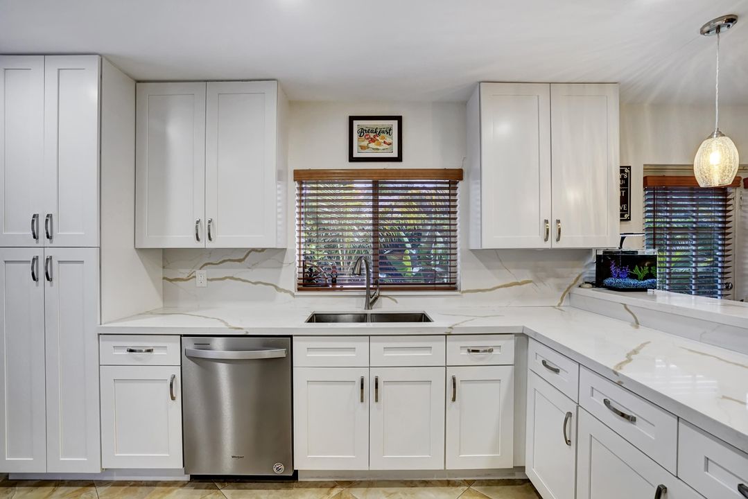 For Sale: $839,900 (4 beds, 2 baths, 2510 Square Feet)