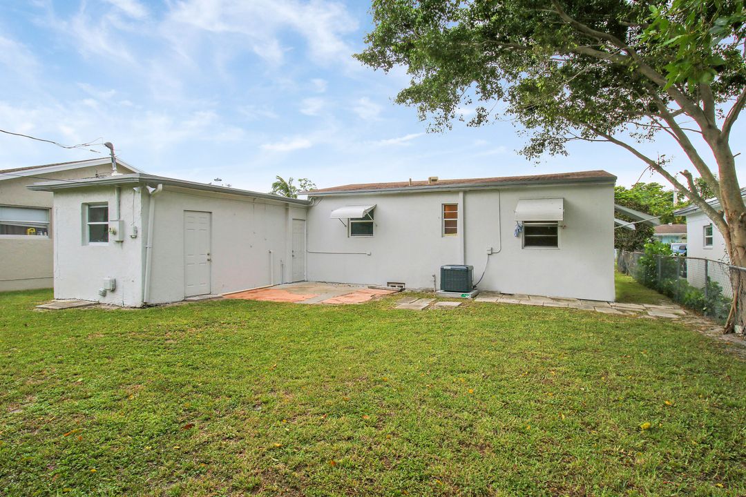 For Sale: $415,000 (3 beds, 1 baths, 1175 Square Feet)