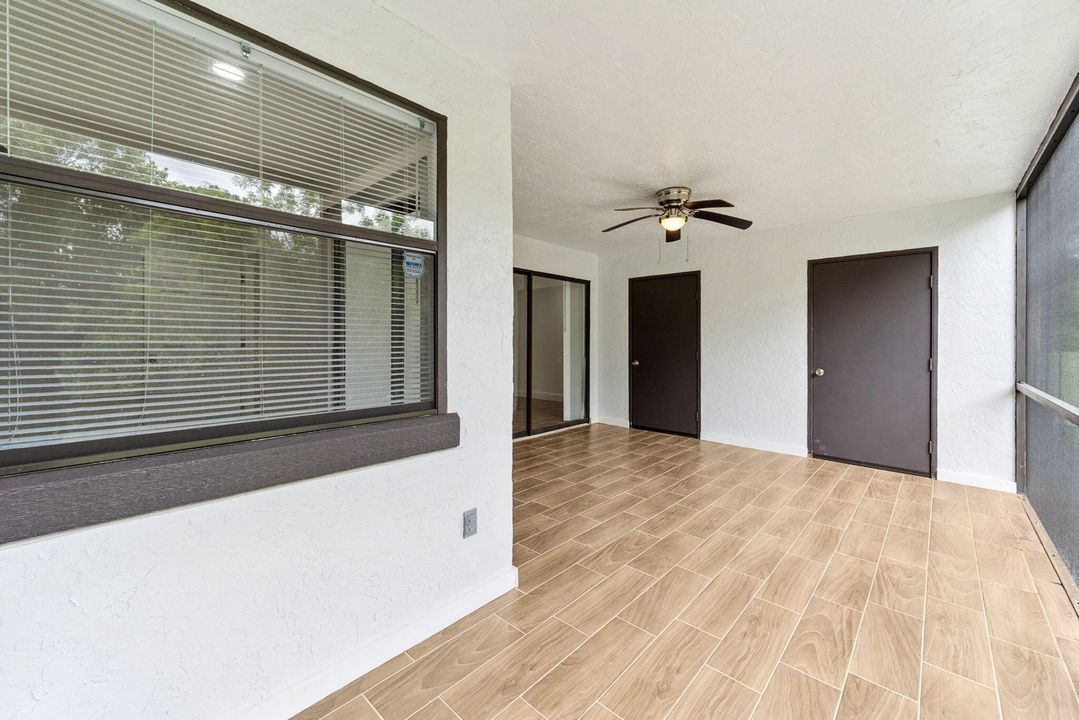 Active With Contract: $2,200 (2 beds, 2 baths, 1165 Square Feet)