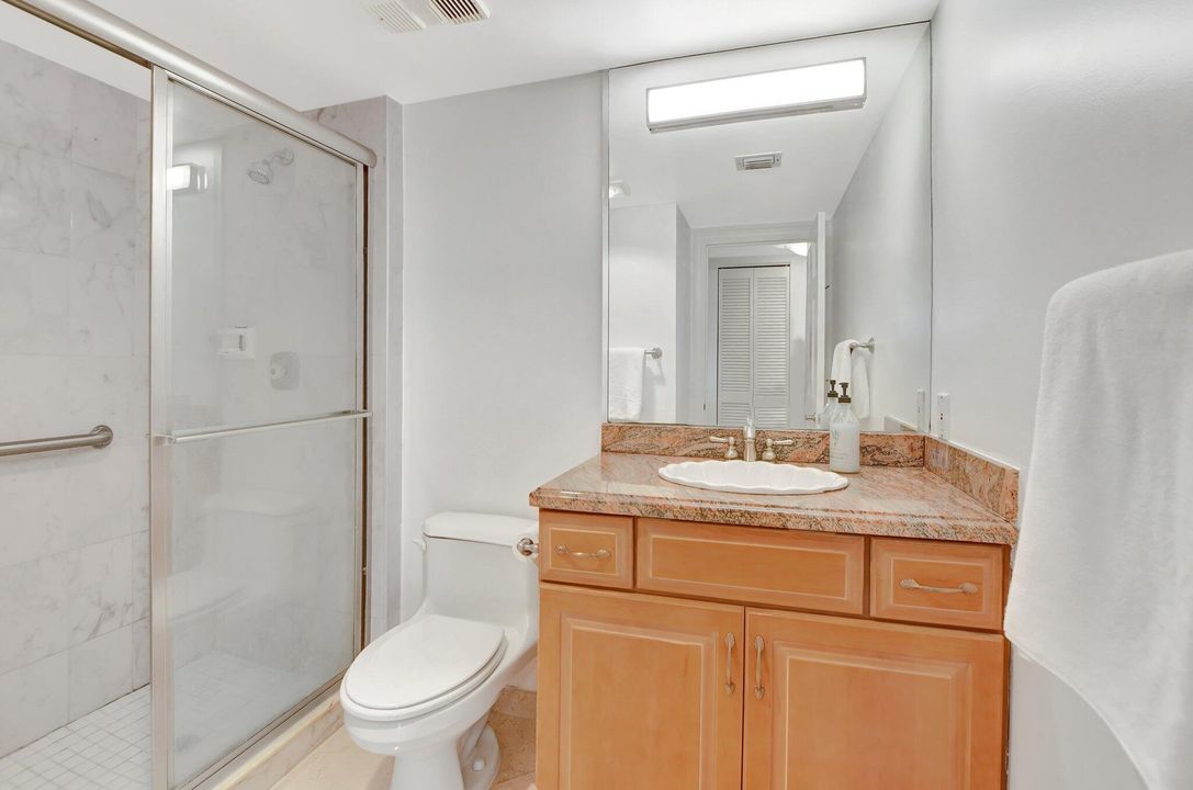 For Sale: $375,000 (2 beds, 2 baths, 1466 Square Feet)