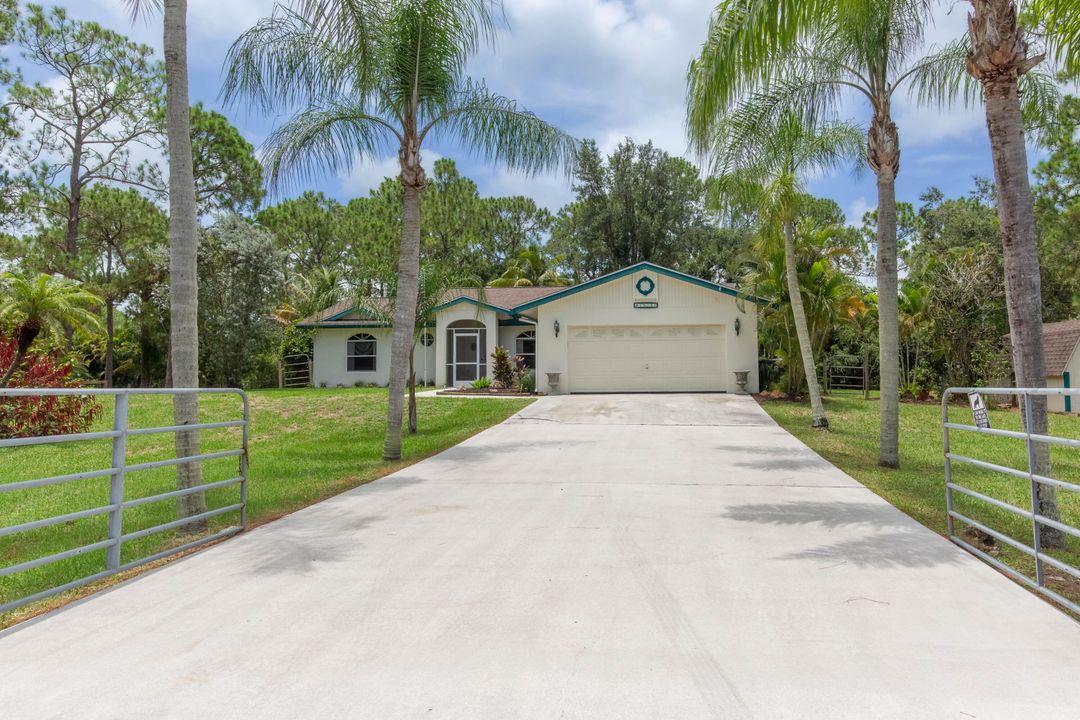 For Sale: $654,900 (3 beds, 2 baths, 1600 Square Feet)