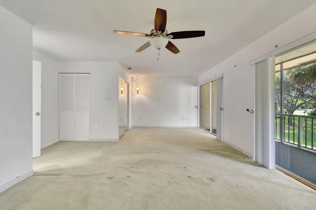 For Sale: $350,000 (3 beds, 2 baths, 1474 Square Feet)