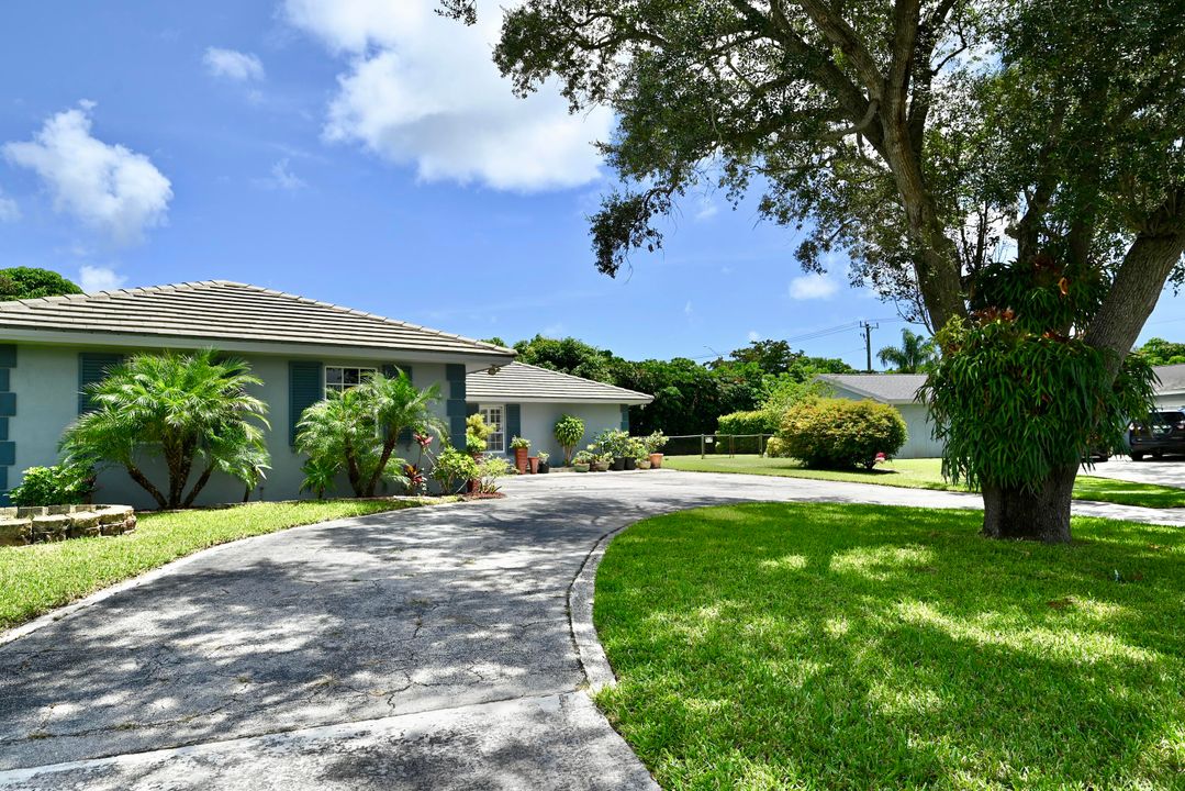 Active With Contract: $599,000 (5 beds, 2 baths, 2128 Square Feet)