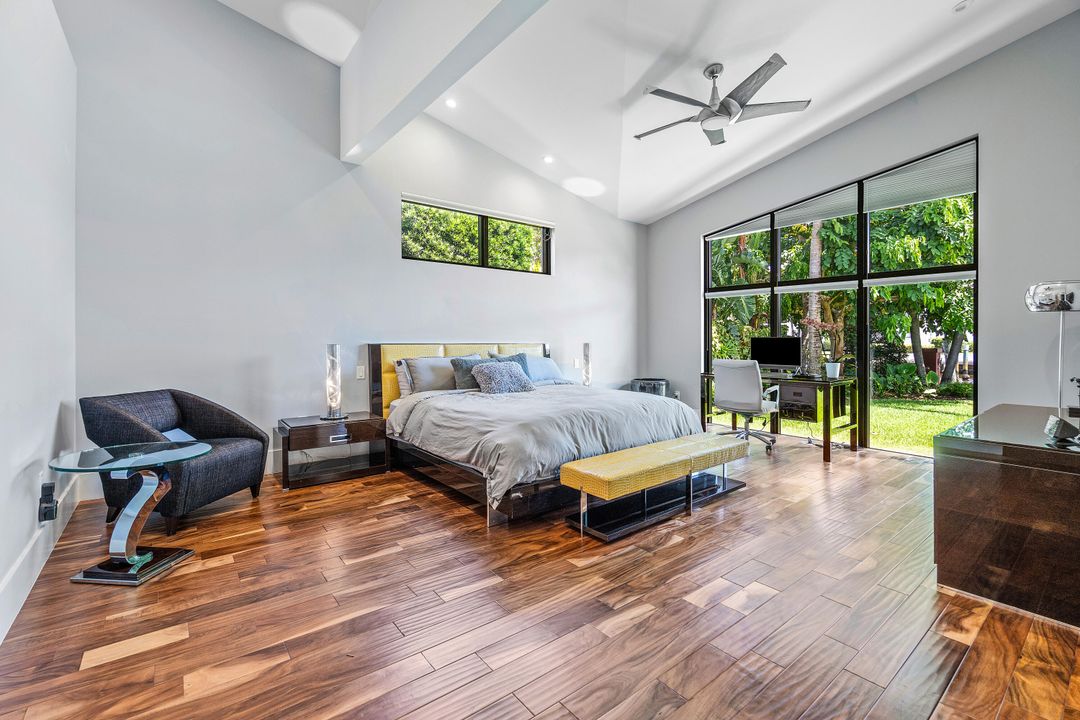 For Sale: $3,995,000 (3 beds, 3 baths, 2888 Square Feet)