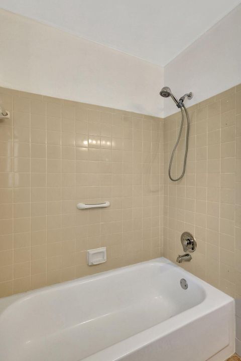 For Sale: $349,000 (2 beds, 2 baths, 1376 Square Feet)