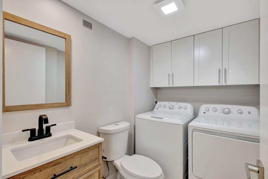 For Sale: $319,000 (2 beds, 2 baths, 1236 Square Feet)