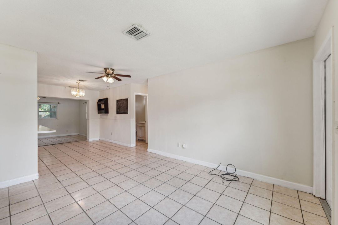 Active With Contract: $435,000 (4 beds, 3 baths, 1768 Square Feet)