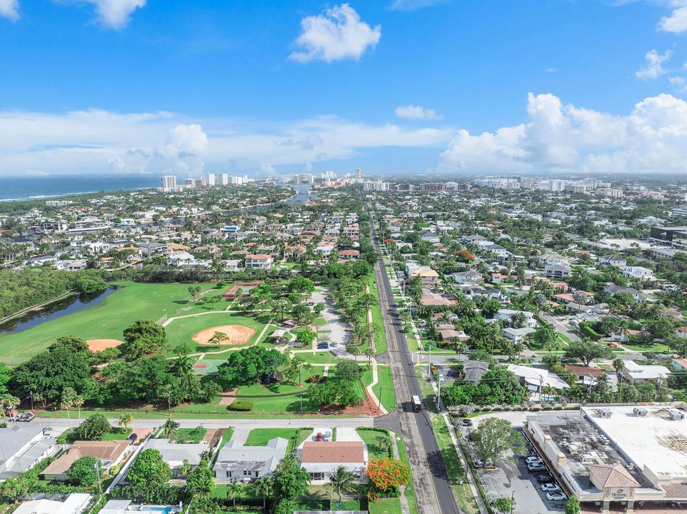 Active With Contract: $4,000 (2 beds, 2 baths, 1010 Square Feet)