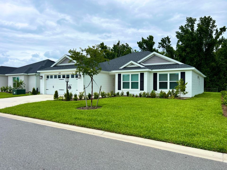 For Sale: $615,000 (3 beds, 2 baths, 1728 Square Feet)