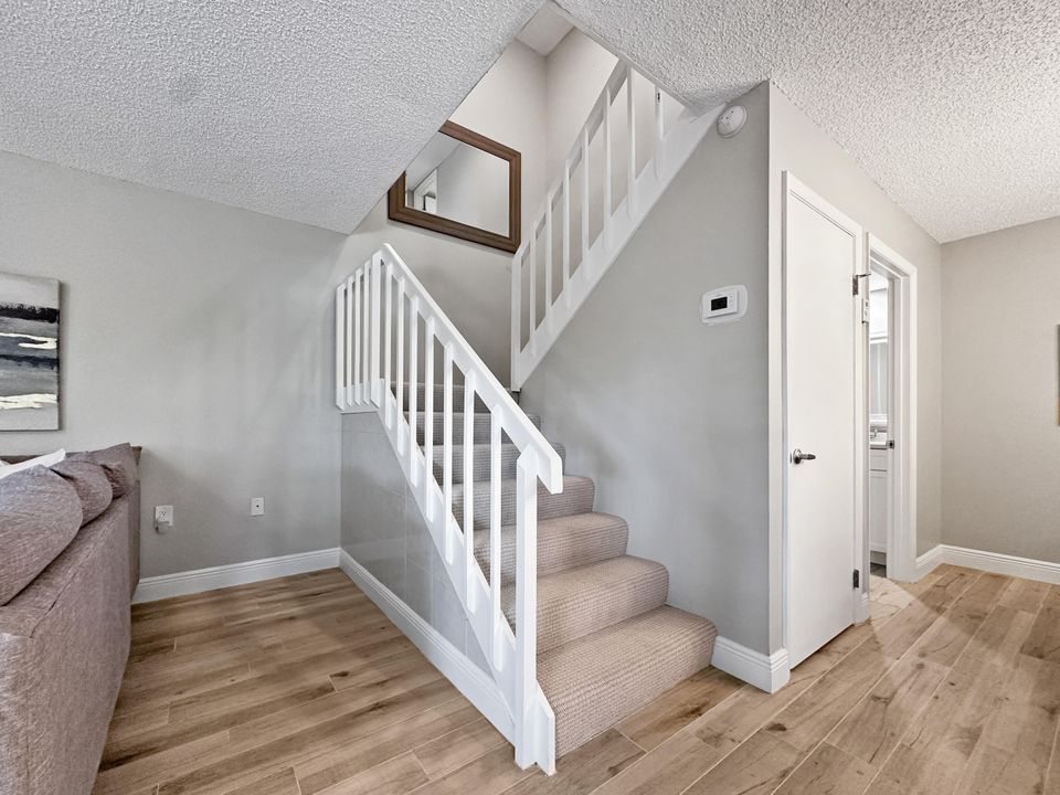 For Sale: $449,500 (3 beds, 2 baths, 1488 Square Feet)