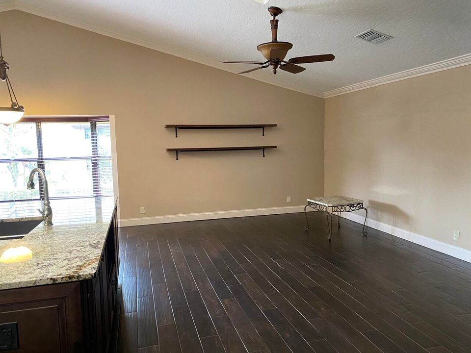 For Rent: $5,100 (4 beds, 2 baths, 2460 Square Feet)