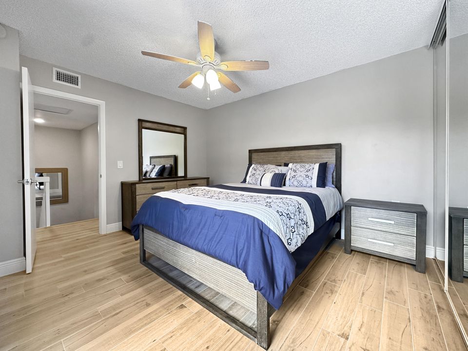 For Sale: $449,500 (3 beds, 2 baths, 1488 Square Feet)