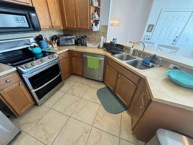 For Sale: $309,900 (1 beds, 1 baths, 802 Square Feet)