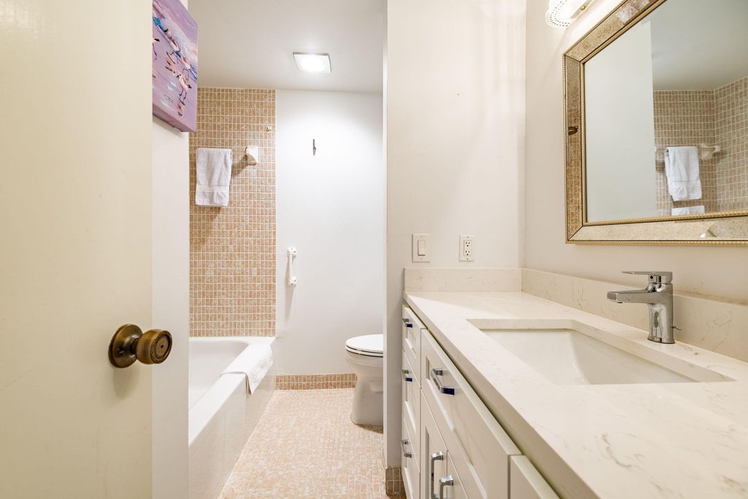 For Sale: $274,900 (2 beds, 2 baths, 1080 Square Feet)