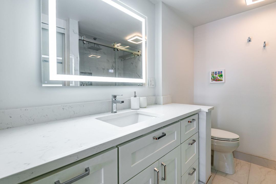 For Sale: $274,900 (2 beds, 2 baths, 1080 Square Feet)