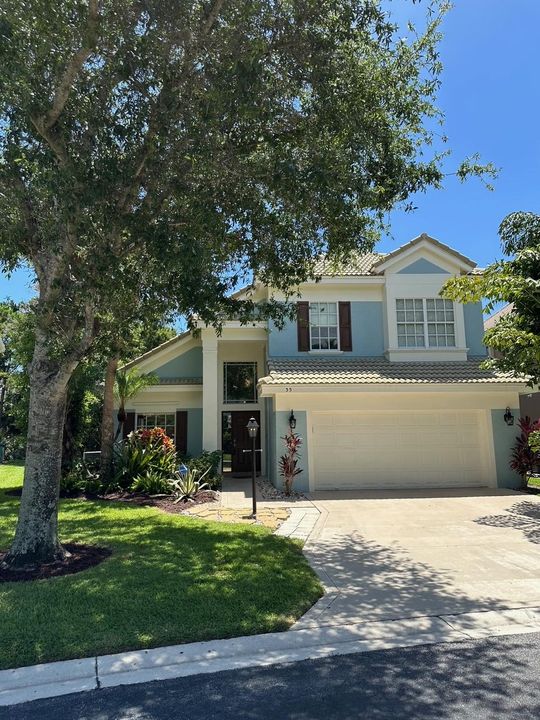 For Sale: $995,000 (4 beds, 2 baths, 2492 Square Feet)