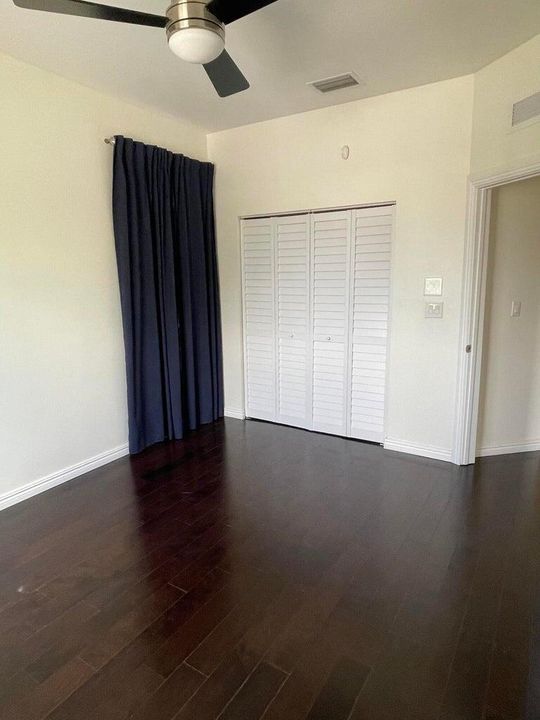 For Rent: $5,000 (3 beds, 2 baths, 2162 Square Feet)