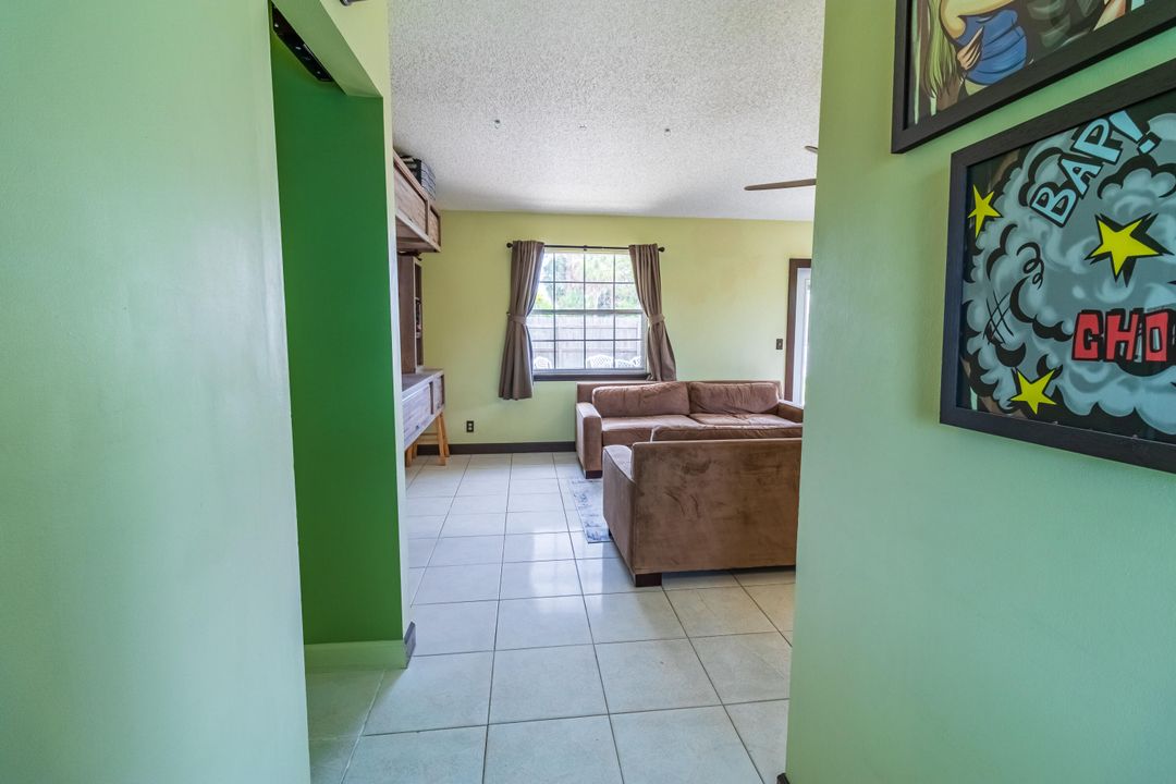 En Venta: $389,900 (2 camas, 1 baños, 912 Pies cuadrados)