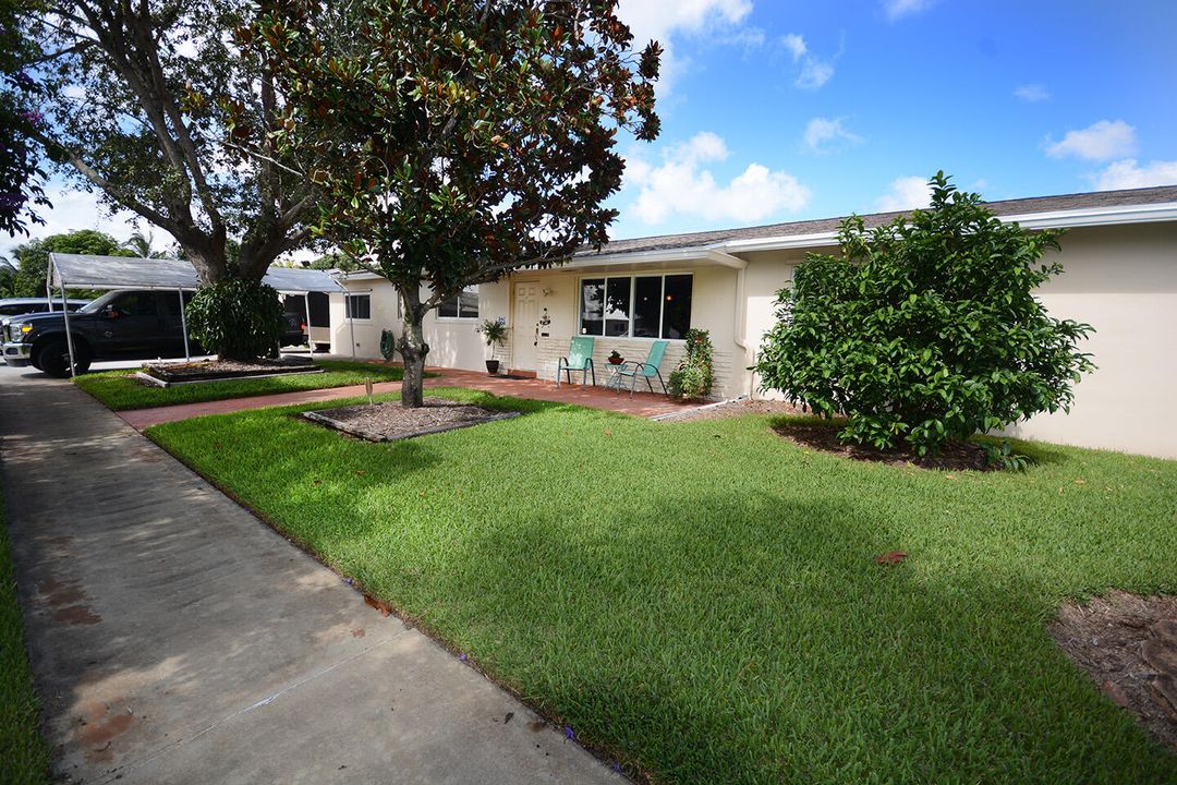 For Sale: $625,000 (4 beds, 2 baths, 2541 Square Feet)