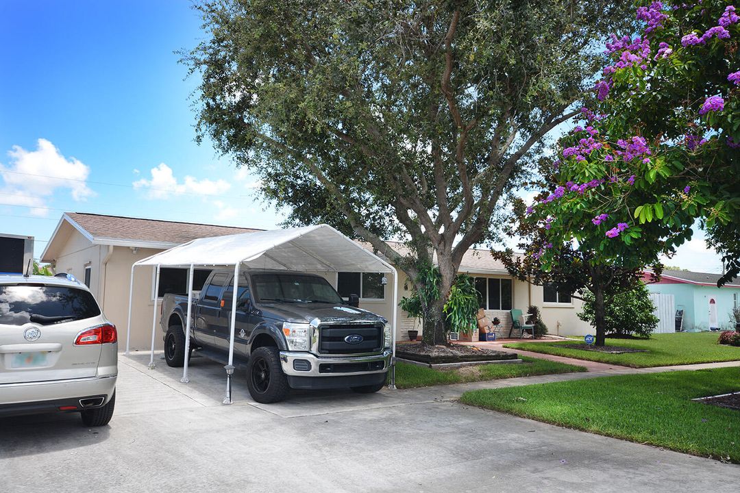 For Sale: $625,000 (4 beds, 2 baths, 2541 Square Feet)