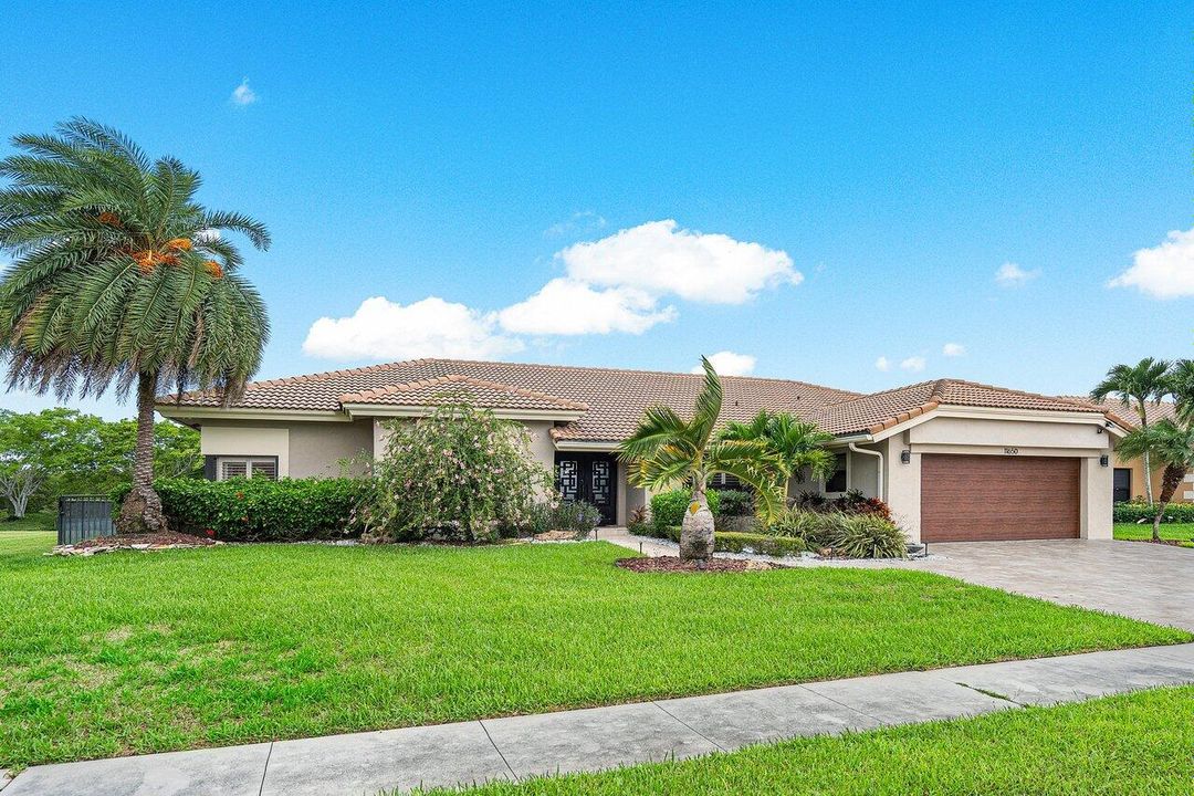 For Sale: $1,200,000 (4 beds, 2 baths, 2440 Square Feet)