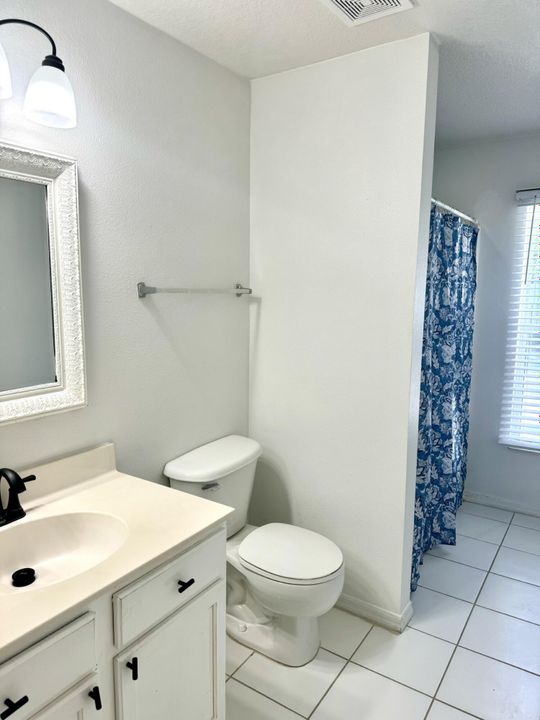 For Rent: $3,000 (3 beds, 2 baths, 1788 Square Feet)