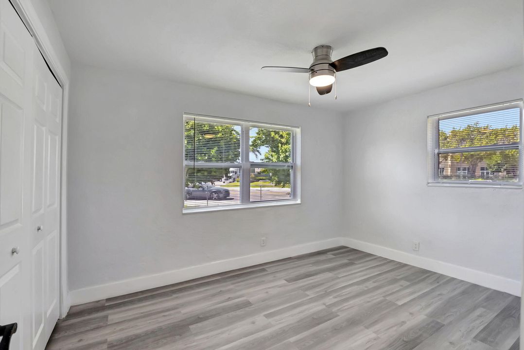 For Sale: $490,000 (3 beds, 2 baths, 1032 Square Feet)