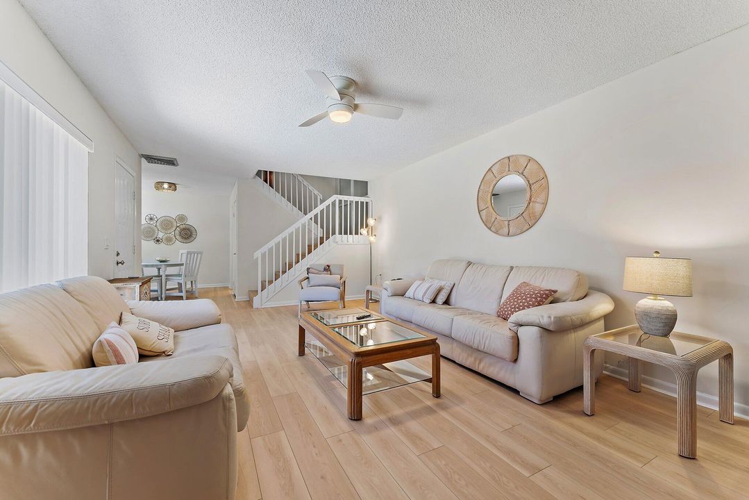 Active With Contract: $6,500 (2 beds, 2 baths, 1188 Square Feet)