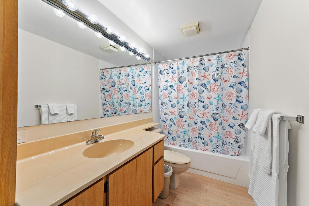 Active With Contract: $6,500 (2 beds, 2 baths, 1188 Square Feet)