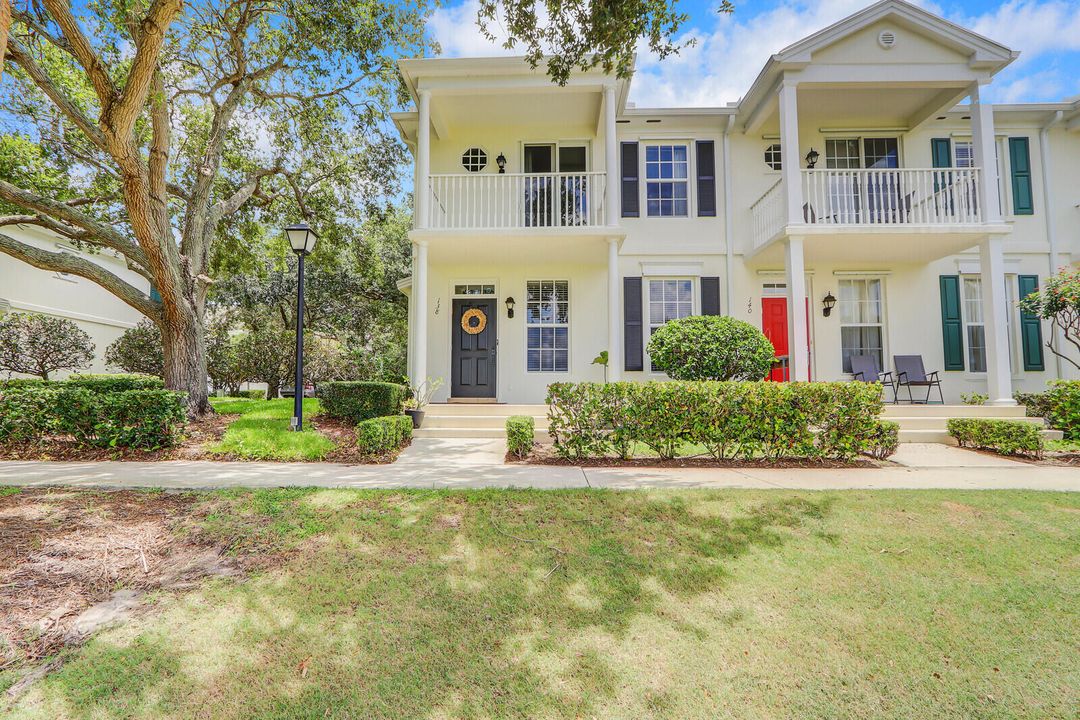 For Sale: $789,000 (3 beds, 2 baths, 1623 Square Feet)