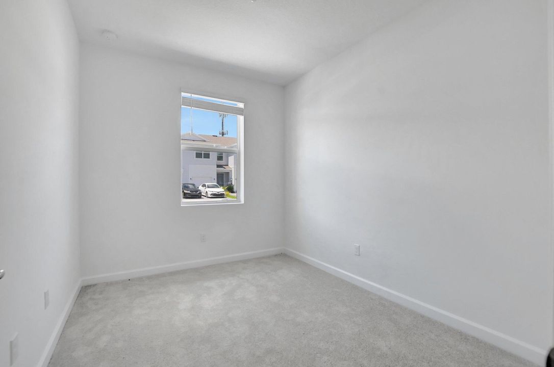 For Sale: $519,000 (3 beds, 2 baths, 1635 Square Feet)