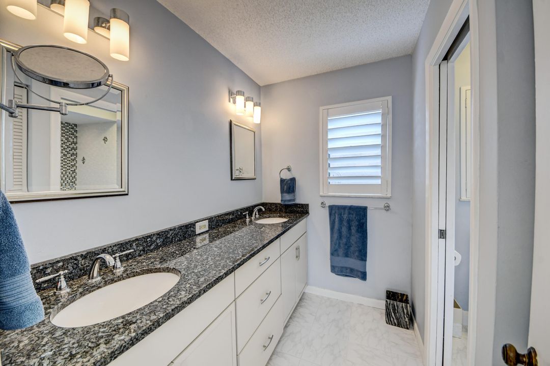 For Sale: $414,900 (3 beds, 2 baths, 1708 Square Feet)