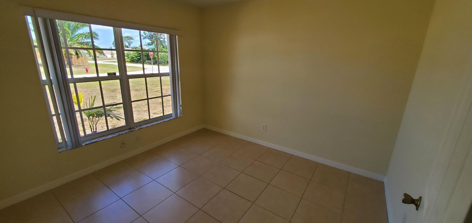 For Sale: $375,000 (3 beds, 2 baths, 1426 Square Feet)