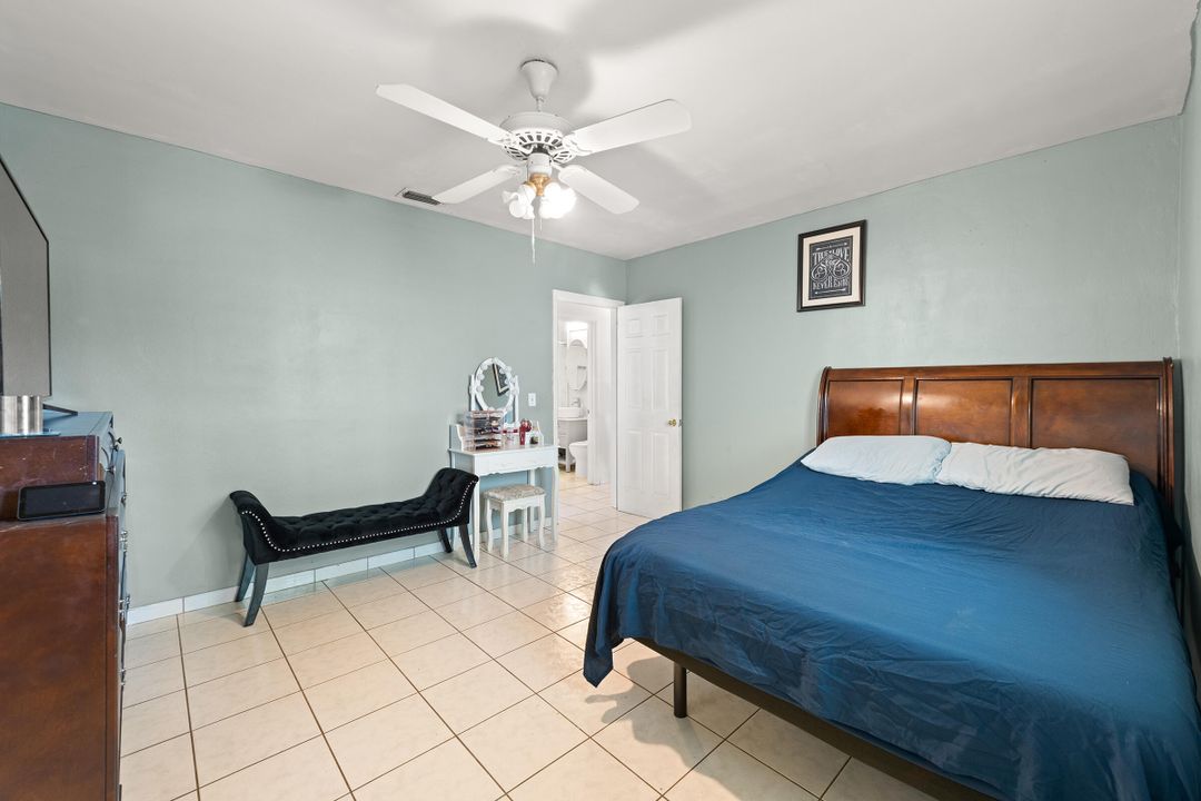 For Sale: $478,000 (3 beds, 2 baths, 1226 Square Feet)