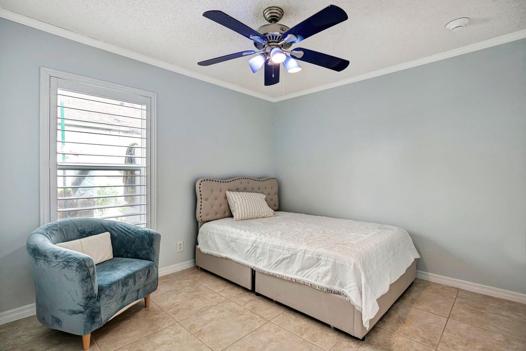 For Sale: $650,000 (3 beds, 2 baths, 1347 Square Feet)