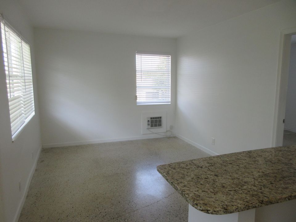 For Rent: $1,500 (1 beds, 1 baths, 550 Square Feet)