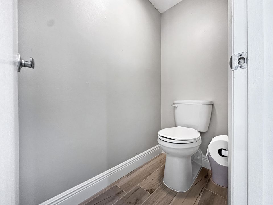 For Sale: $449,500 (3 beds, 2 baths, 1488 Square Feet)