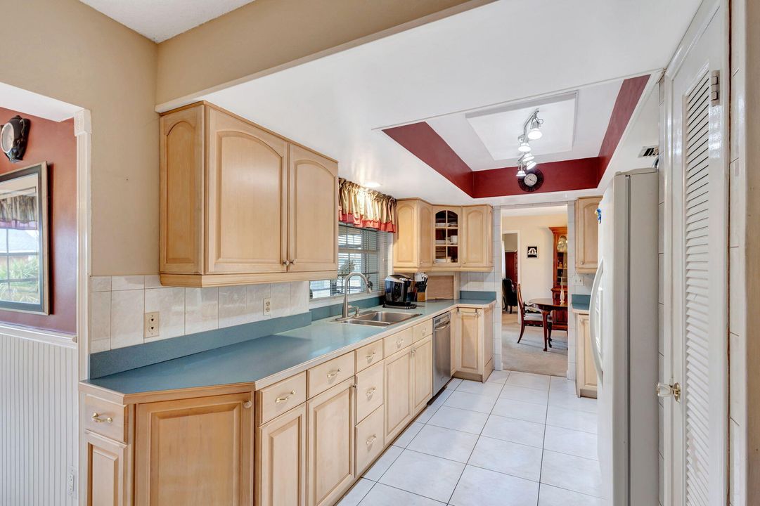 For Sale: $595,000 (4 beds, 2 baths, 2331 Square Feet)