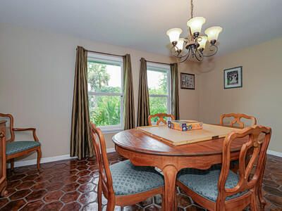 For Sale: $550,000 (3 beds, 2 baths, 2466 Square Feet)