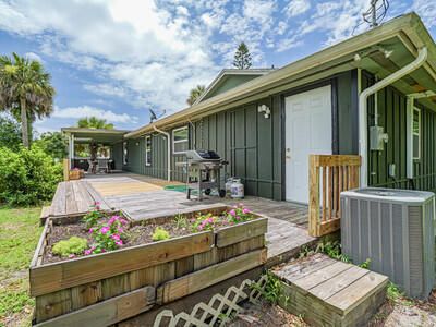 For Sale: $550,000 (3 beds, 2 baths, 2466 Square Feet)