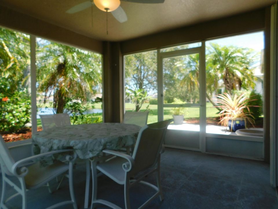 For Sale: $335,000 (3 beds, 2 baths, 1636 Square Feet)