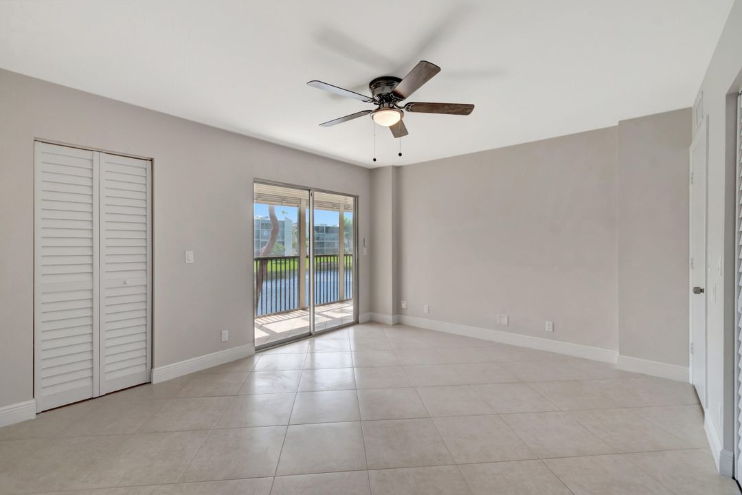 For Sale: $275,000 (2 beds, 2 baths, 1070 Square Feet)