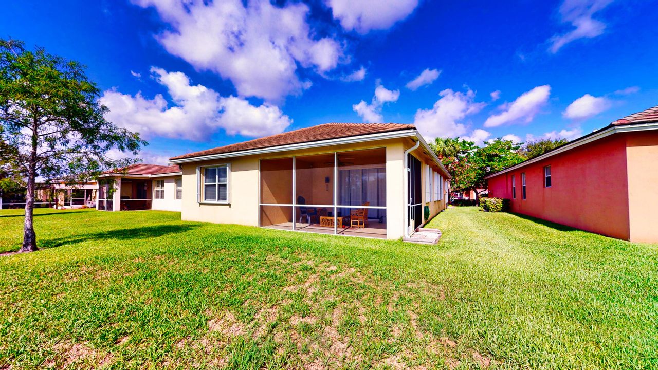 For Sale: $399,000 (3 beds, 2 baths, 1761 Square Feet)