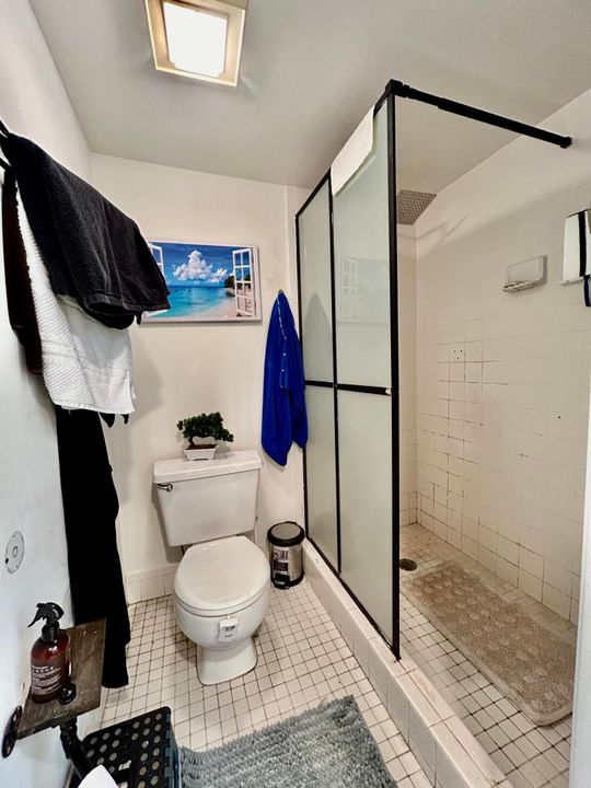 For Sale: $237,500 (2 beds, 2 baths, 1192 Square Feet)