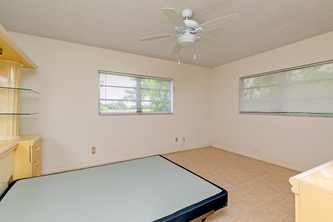 For Sale: $429,000 (2 beds, 2 baths, 1943 Square Feet)