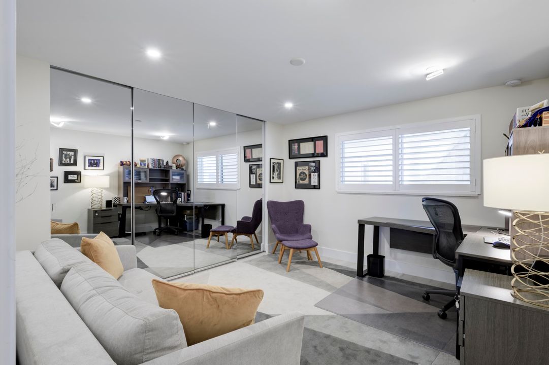 For Sale: $439,000 (2 beds, 2 baths, 1316 Square Feet)