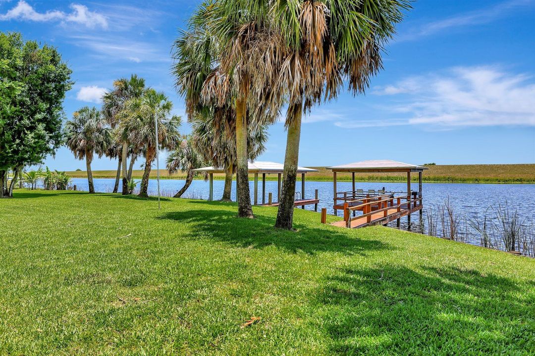 For Sale: $799,000 (3 beds, 2 baths, 2221 Square Feet)