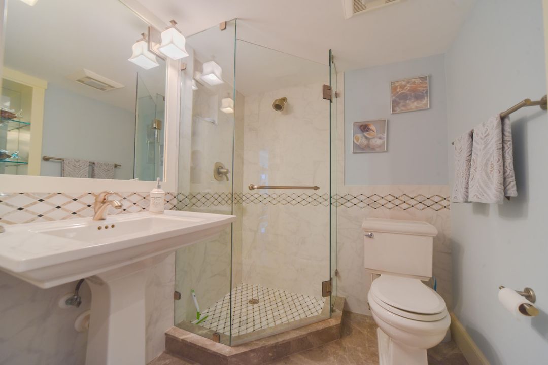 Active With Contract: $8,500 (2 beds, 2 baths, 1360 Square Feet)