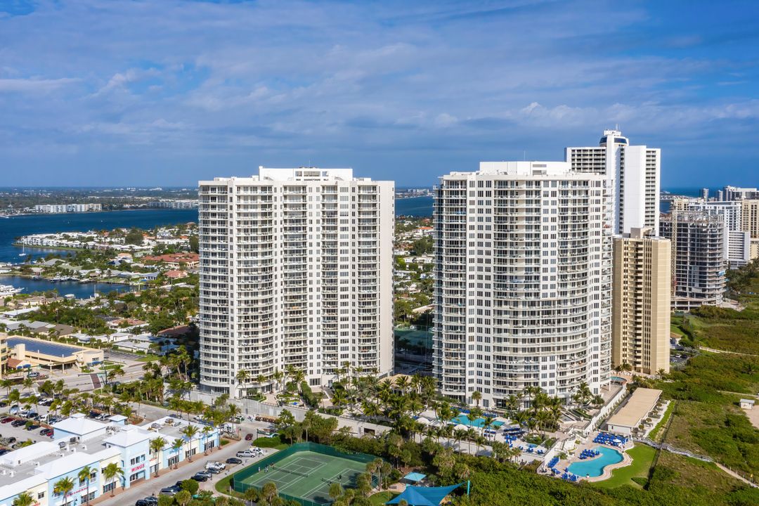 For Sale: $4,550,000 (3 beds, 3 baths, 3605 Square Feet)